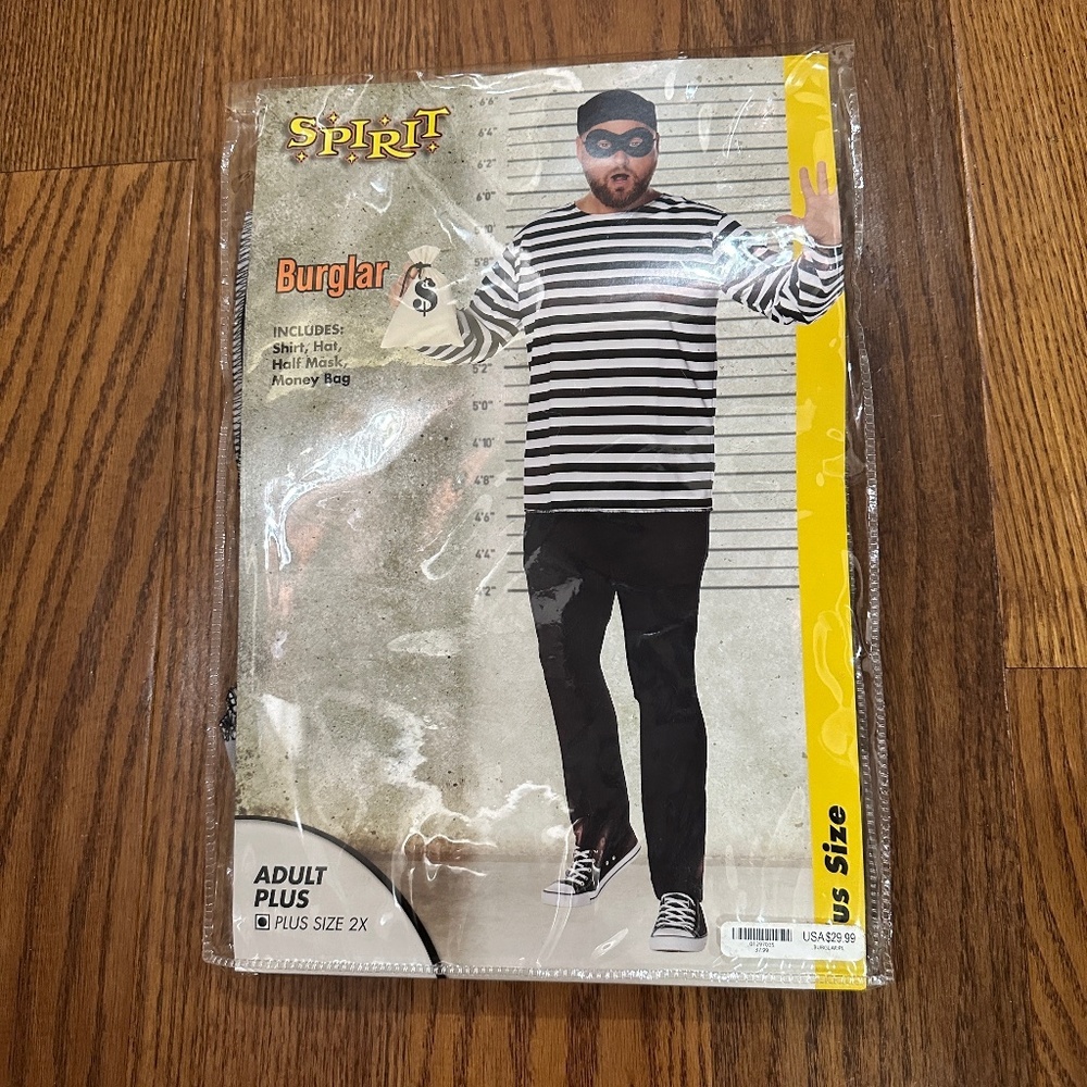 ! Spirit Halloween Black and White Burglar Costume Men Size 2X - Picture 2 of 3